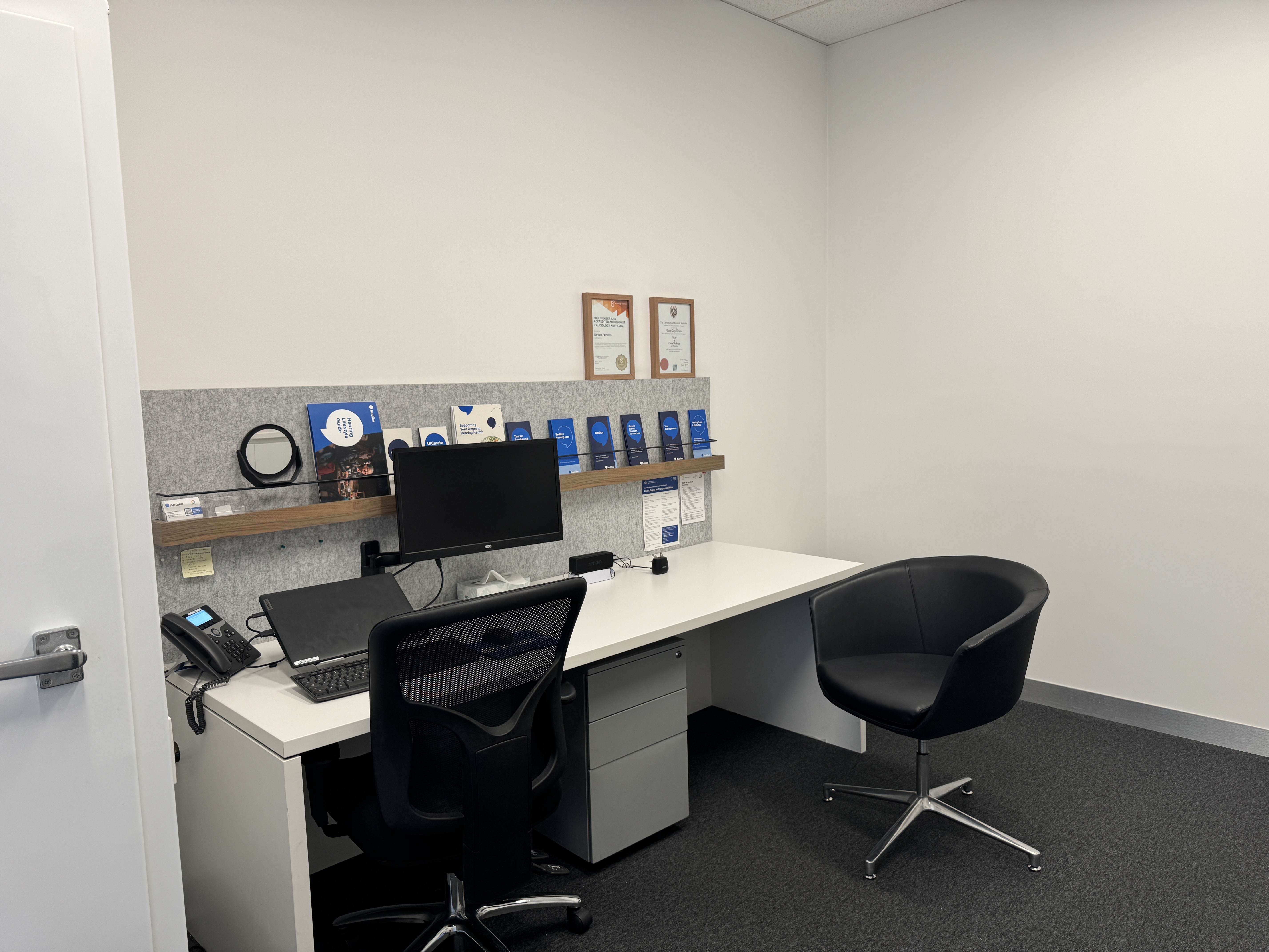 Audika Hearing Clinic Edgewater interior