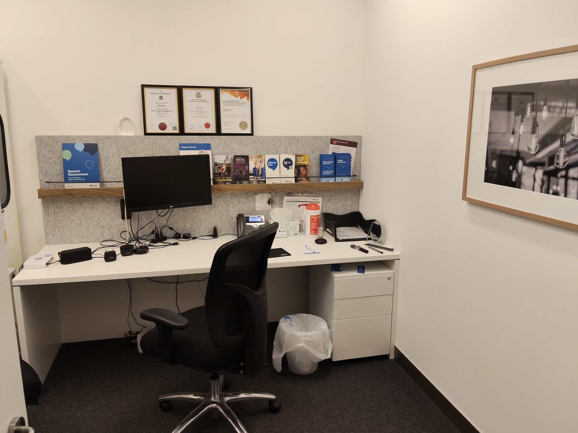 Audika Hearing Clinic Maribyrnong interior